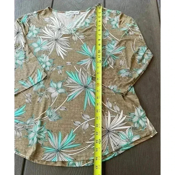 Southern Lady Floral Top 3/4 Sleeves Sz Large - Picture 4 of 6